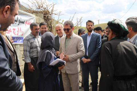 آئین تحویل 738 واحد مسکن به مددجویان روستایی استان کردستان 1403.1.27